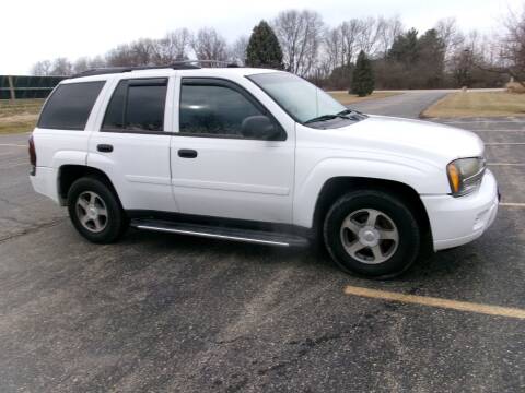 2006 Chevrolet TrailBlazer for sale at Crossroads Used Cars Inc. in Tremont IL