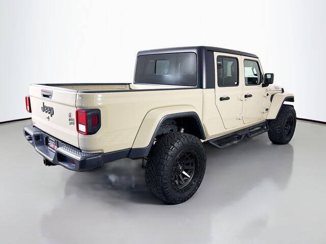 2022 Jeep Gladiator Willys