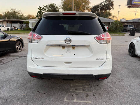 2016 Nissan Rogue SV
