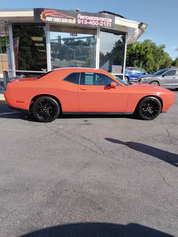 2017 Dodge Challenger SXT