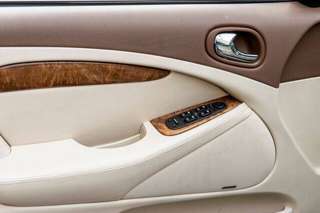 2005 Jaguar S-Type 4.2