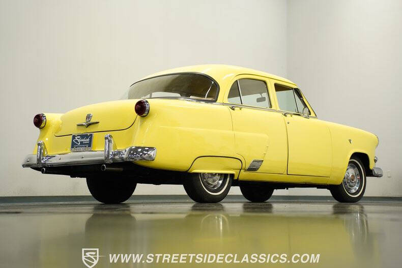 1953 Ford Mainline