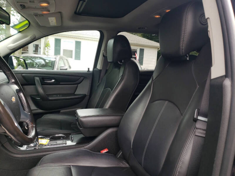 2017 Chevrolet Traverse LT