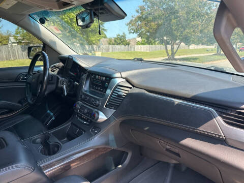 2019 Chevrolet Suburban LT