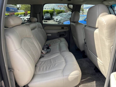 2002 Chevrolet Suburban 2500 LT