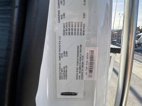 2017 Freightliner M2 106