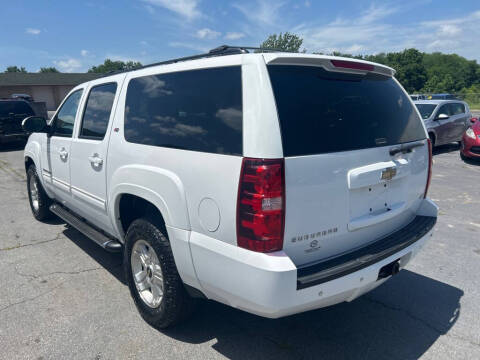 2011 Chevrolet Suburban LT