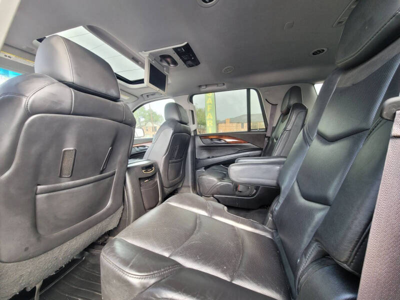 2015 Cadillac Escalade Luxury