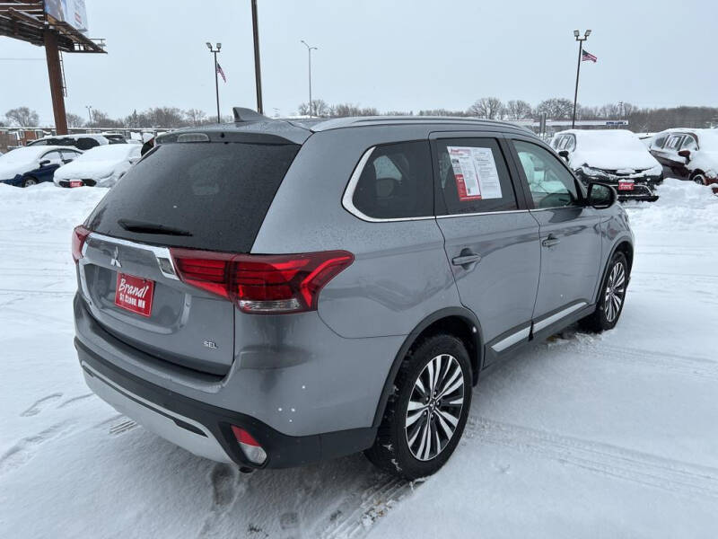 2020 Mitsubishi Outlander ES