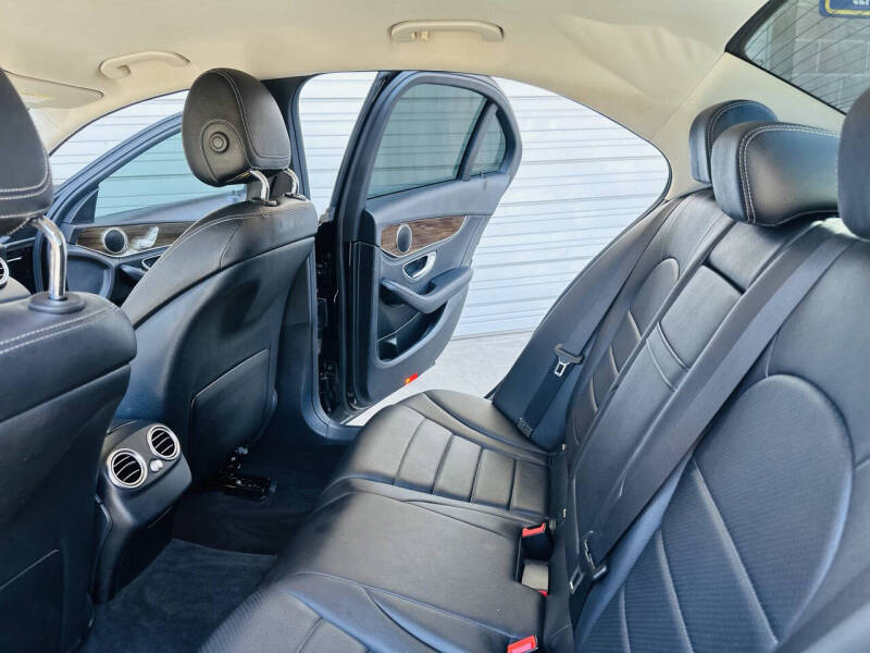 2015 Mercedes-Benz C-Class C 300