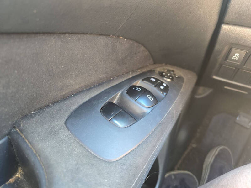 2016 Nissan Pathfinder SV
