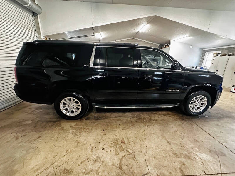 2019 GMC Yukon XL SLT