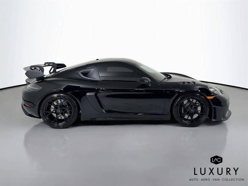 2024 Porsche 718 Cayman GT4 RS