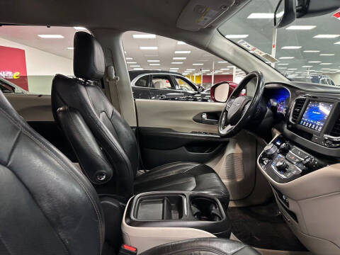 2020 Chrysler Pacifica Touring L