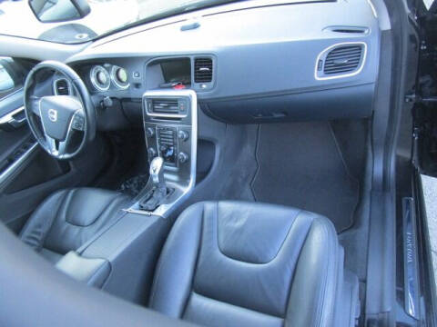 2013 Volvo S60 T5 Premier Plus