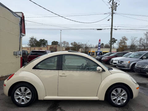 2009 Volkswagen New Beetle Base PZEV
