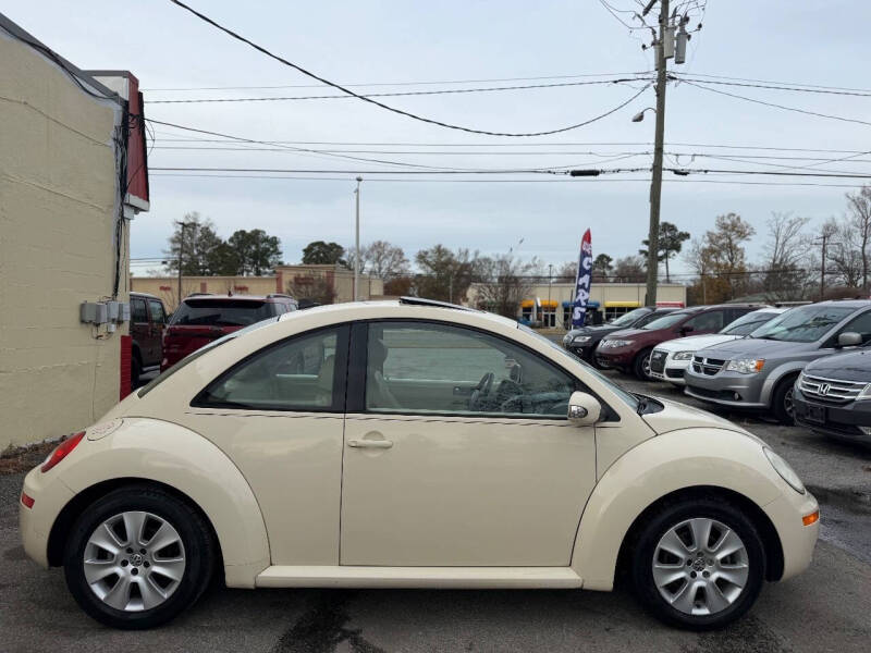 2009 Volkswagen New Beetle Base PZEV