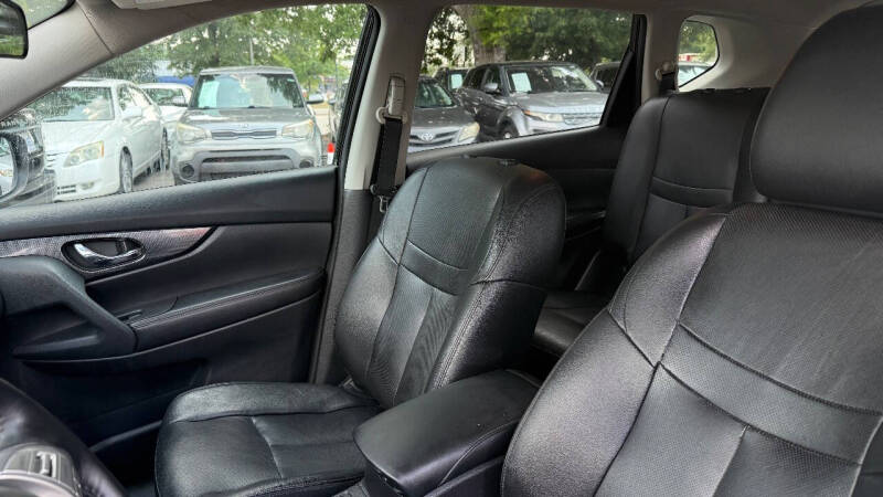 2015 Nissan Rogue SL