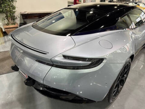 2019 Aston Martin DB11 V8