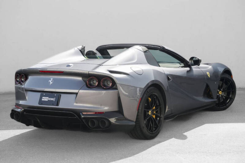 2023 Ferrari 812 GTS