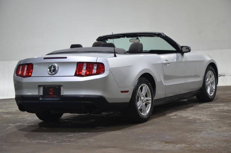 2012 Ford Mustang V6