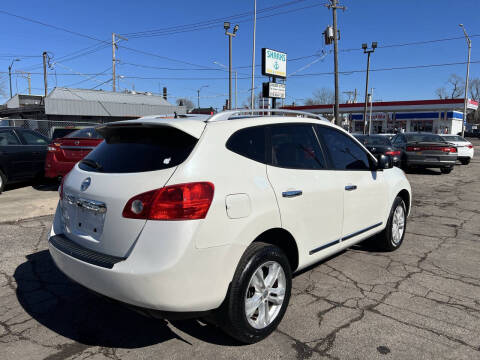 2015 Nissan Rogue Select S