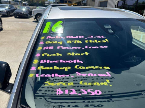 2016 Volvo V60 Cross Country T5