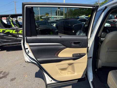 2017 Toyota Highlander XLE