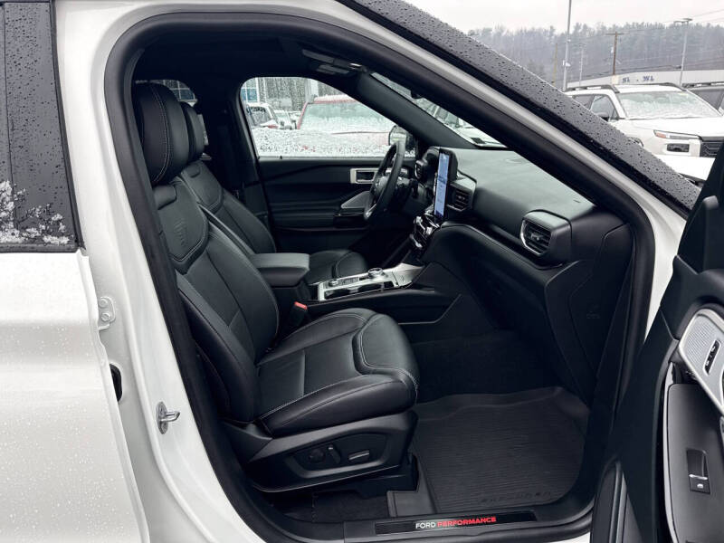 2024 Ford Explorer ST