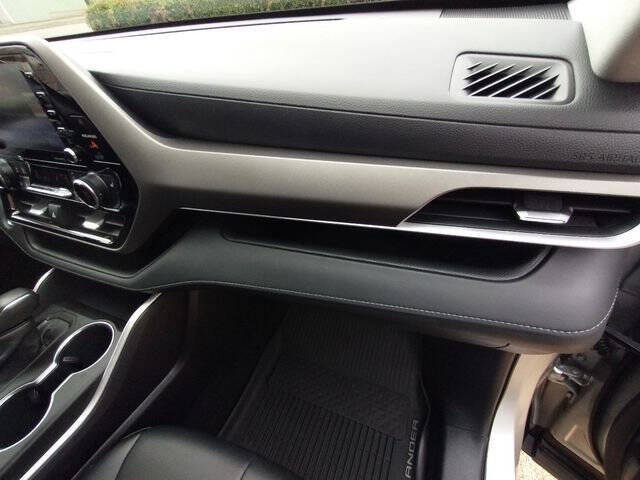 2020 Toyota Highlander Hybrid XLE