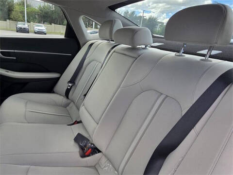 2025 Hyundai Sonata Hybrid SEL