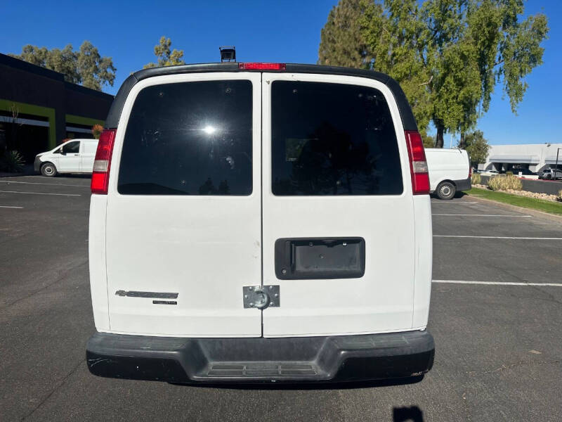 2012 Chevrolet Express LS photo 5