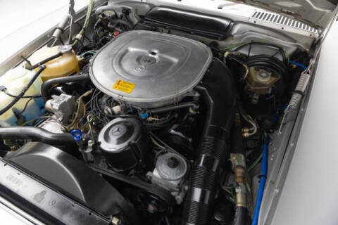 1986 Mercedes-Benz 560-Class 560 SL