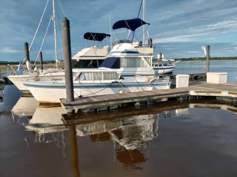 1981 Marinette fly bridge for sale at CAROLINA TOY SHOP LLC in Hartsville SC