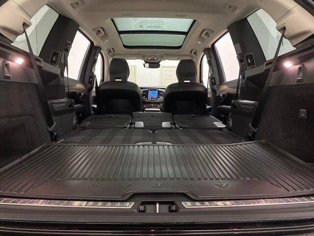 2025 Volvo XC90 T8 Plus Bright Theme 7P