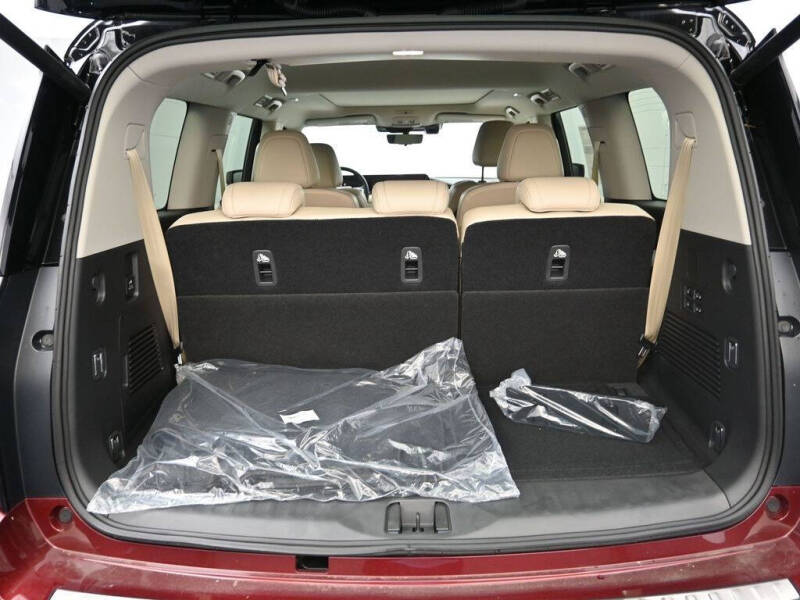 2025 Nissan Armada Platinum