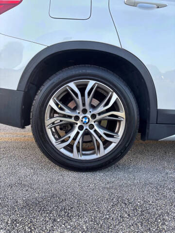 2017 BMW X1 sDrive28i