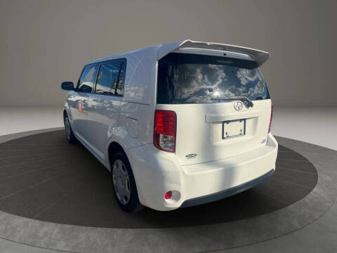 2013 Scion xB