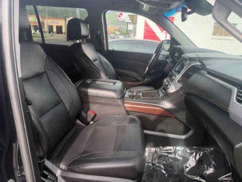 2017 GMC Yukon XL SLT