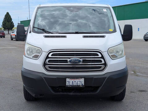 2015 Ford Transit