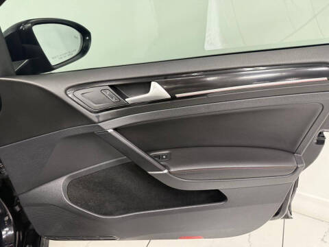 2017 Volkswagen Golf GTI