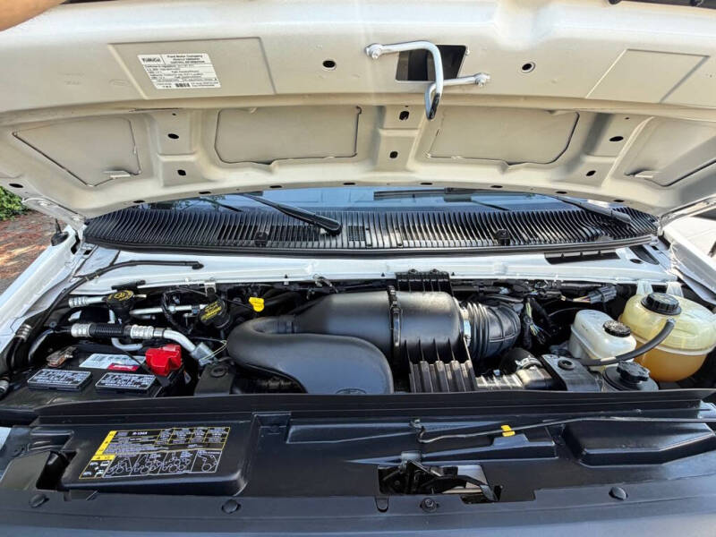 2014 Ford E-Series E-150