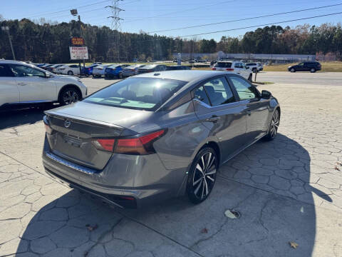 2021 Nissan Altima 2.5 SR