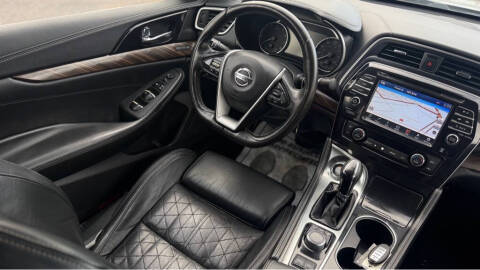 2017 Nissan Maxima Platinum