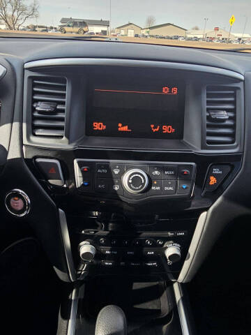 2014 Nissan Pathfinder S