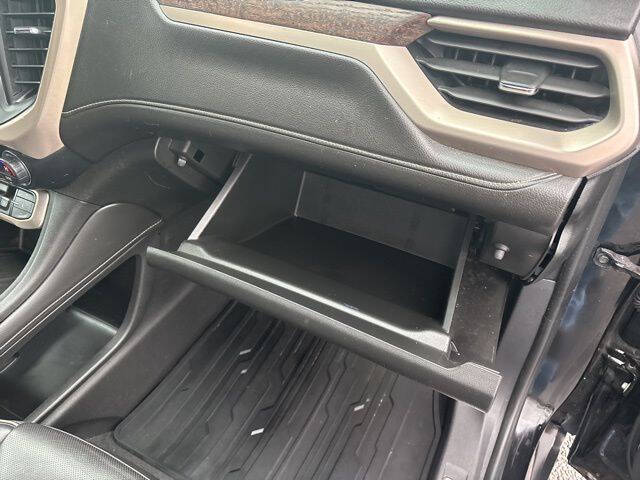 2020 GMC Acadia Denali