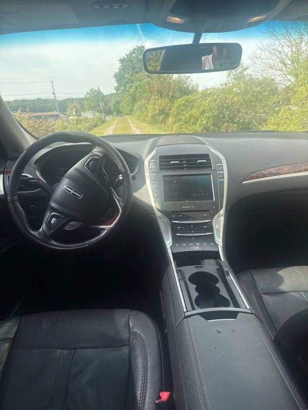 2014 Lincoln MKZ Hybrid