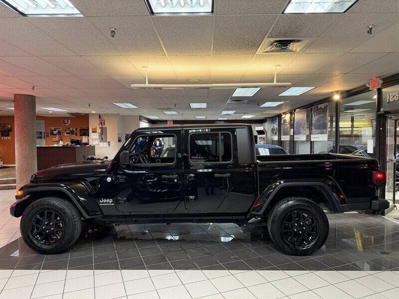 2023 Jeep Gladiator Overland