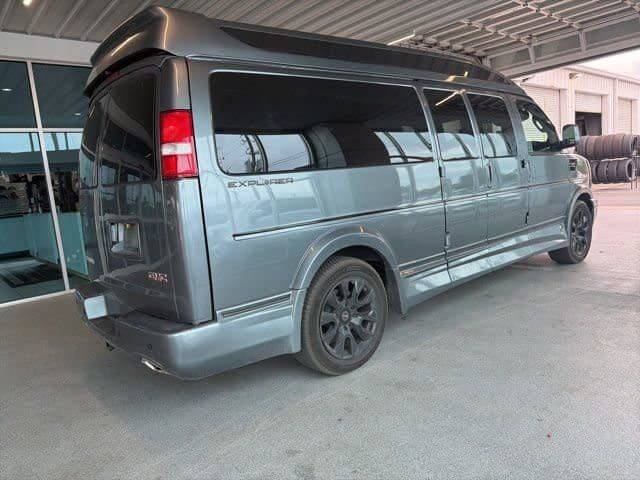 2025 GMC Savana 2500