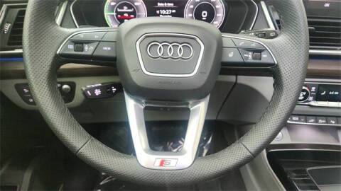 2024 Audi Q5 e quattro S line Prestg 55 TFSI